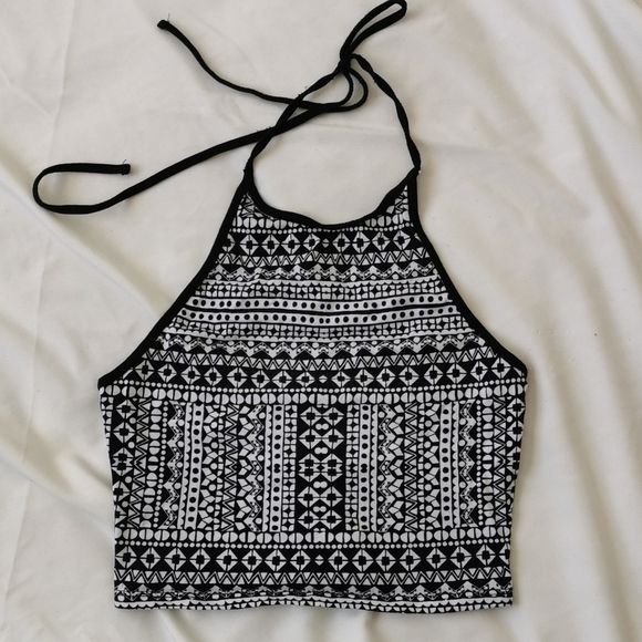 Halter crop top - Picture 1 of 2
